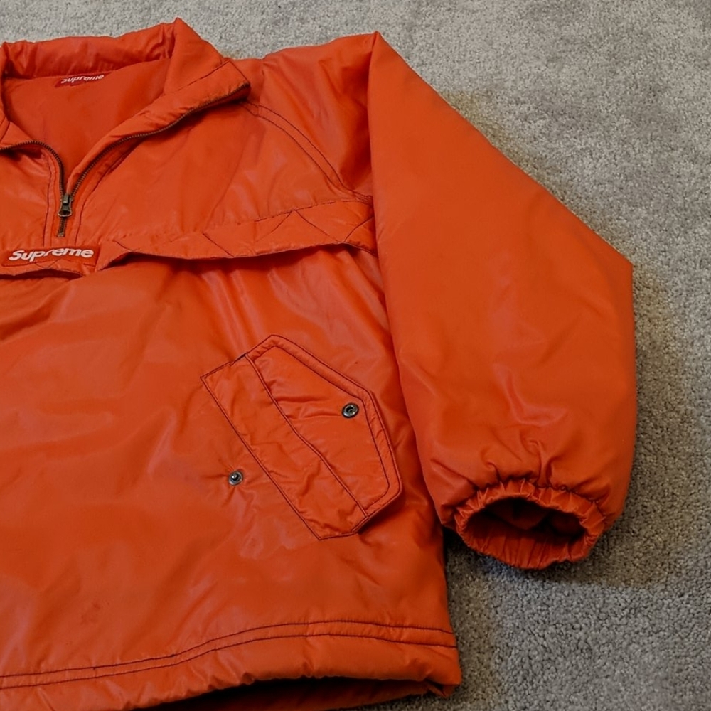 Supreme - Picture 10 of 15